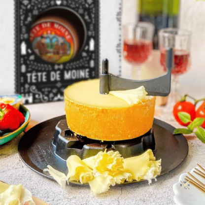 Queijo Suiço Tete de Moine Emmi + Girolle